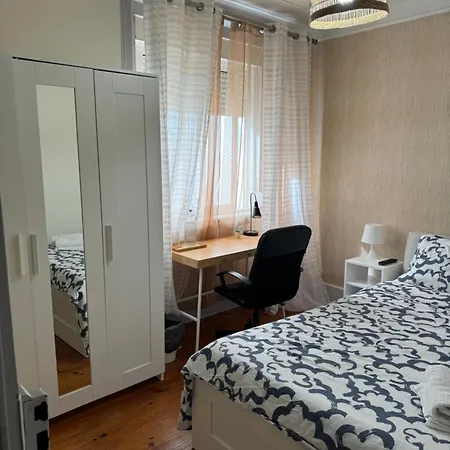 Nice Room Δωμάτια σε οικογενειακή κατοικία *